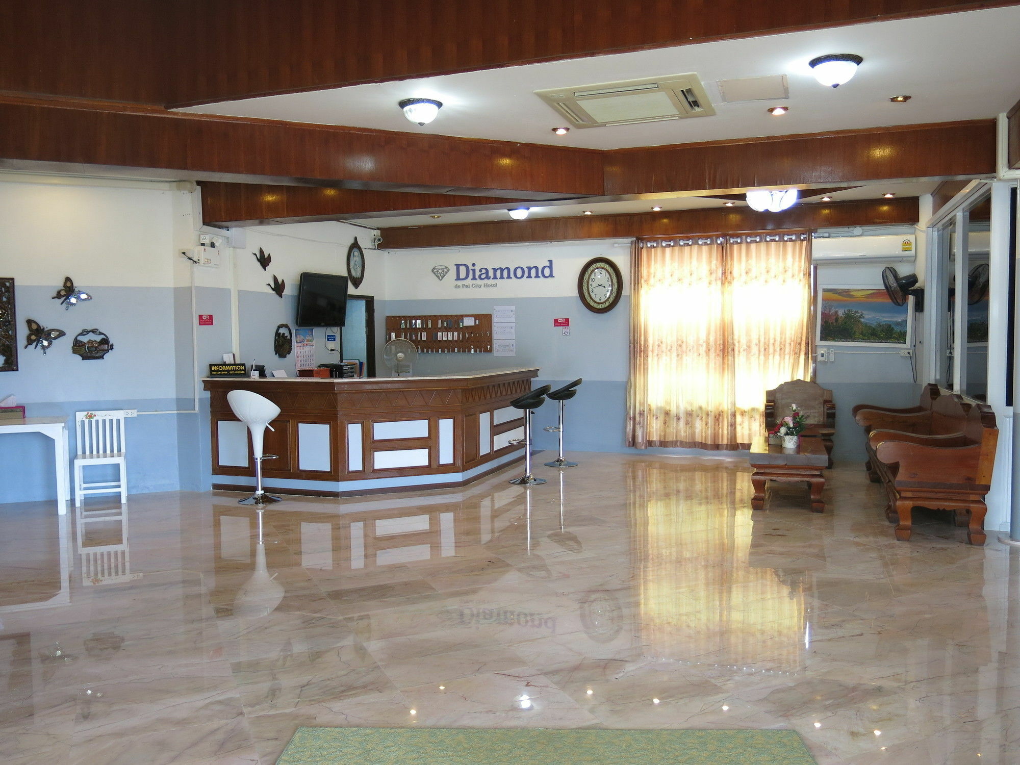 Diamond de pai Hotel Buitenkant foto